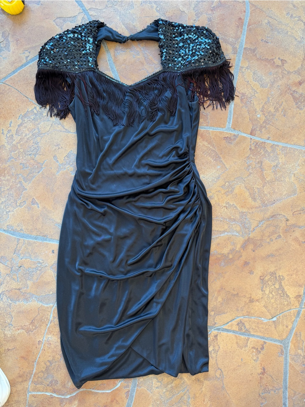 VTG Abby Kent Black Ruched V-Neck Sheath Dress Sequin Fringe Sleeveless 13/14